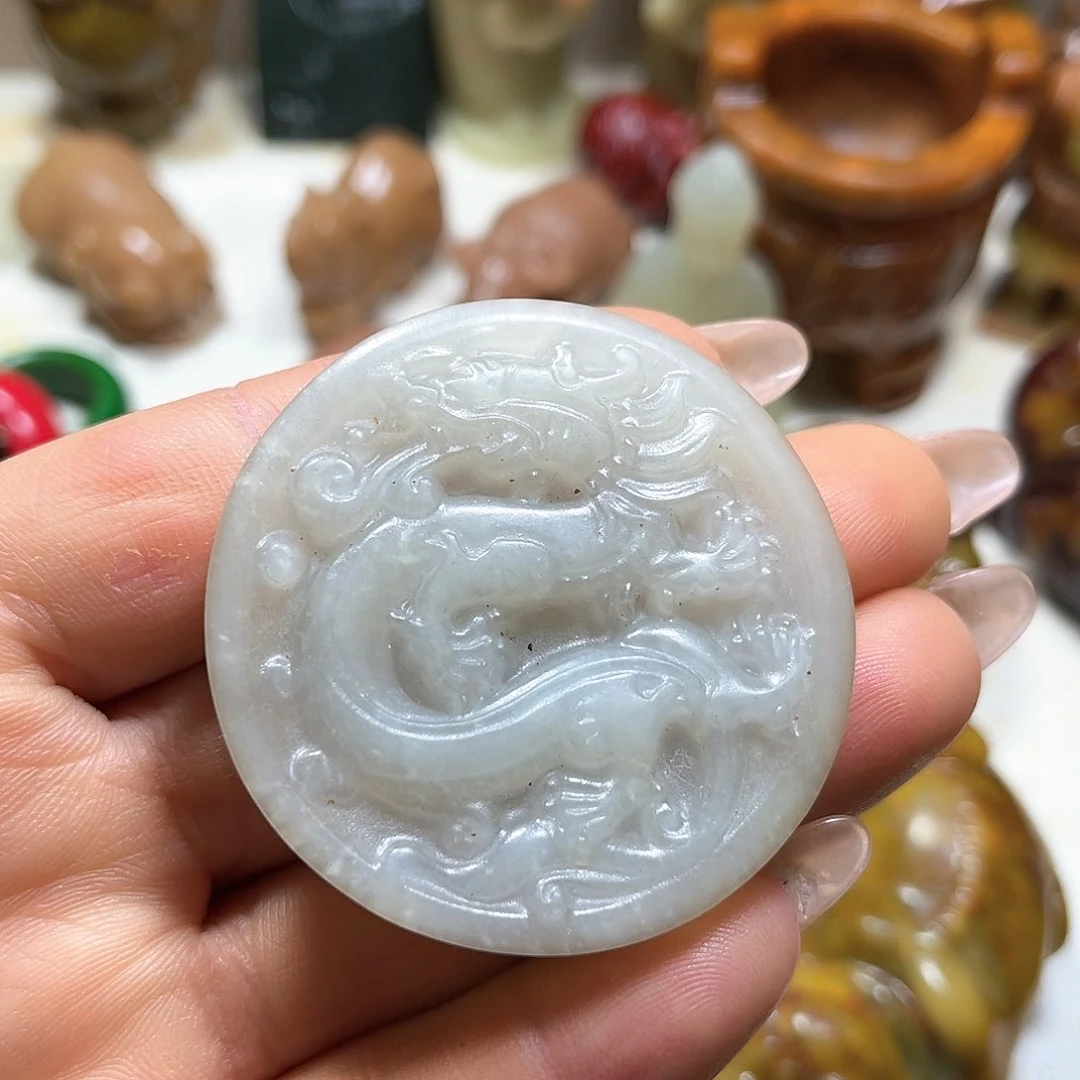 白玉菩提吊坠白玉菩提吊坠