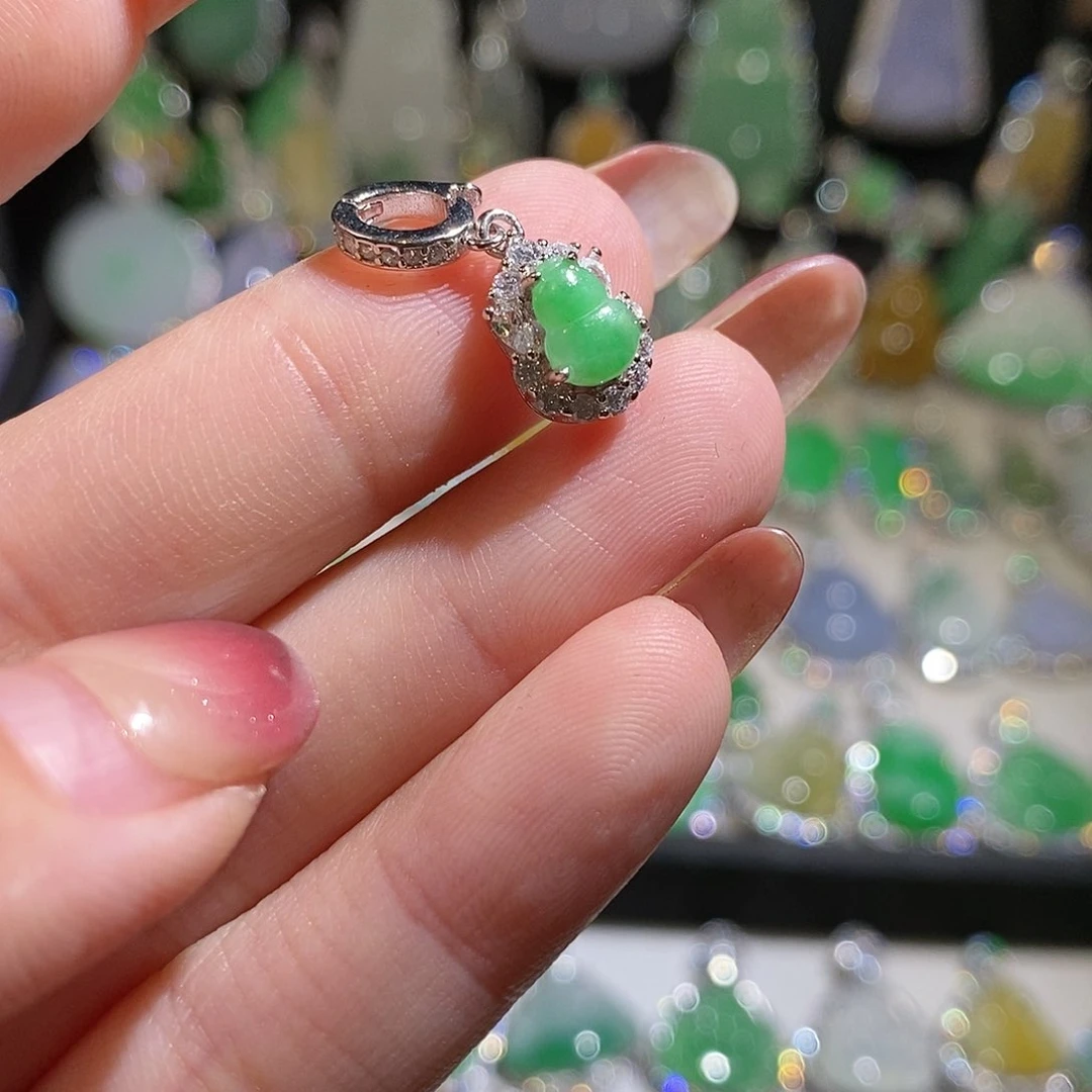 翡翠银S925镶嵌颈饰天然翡翠