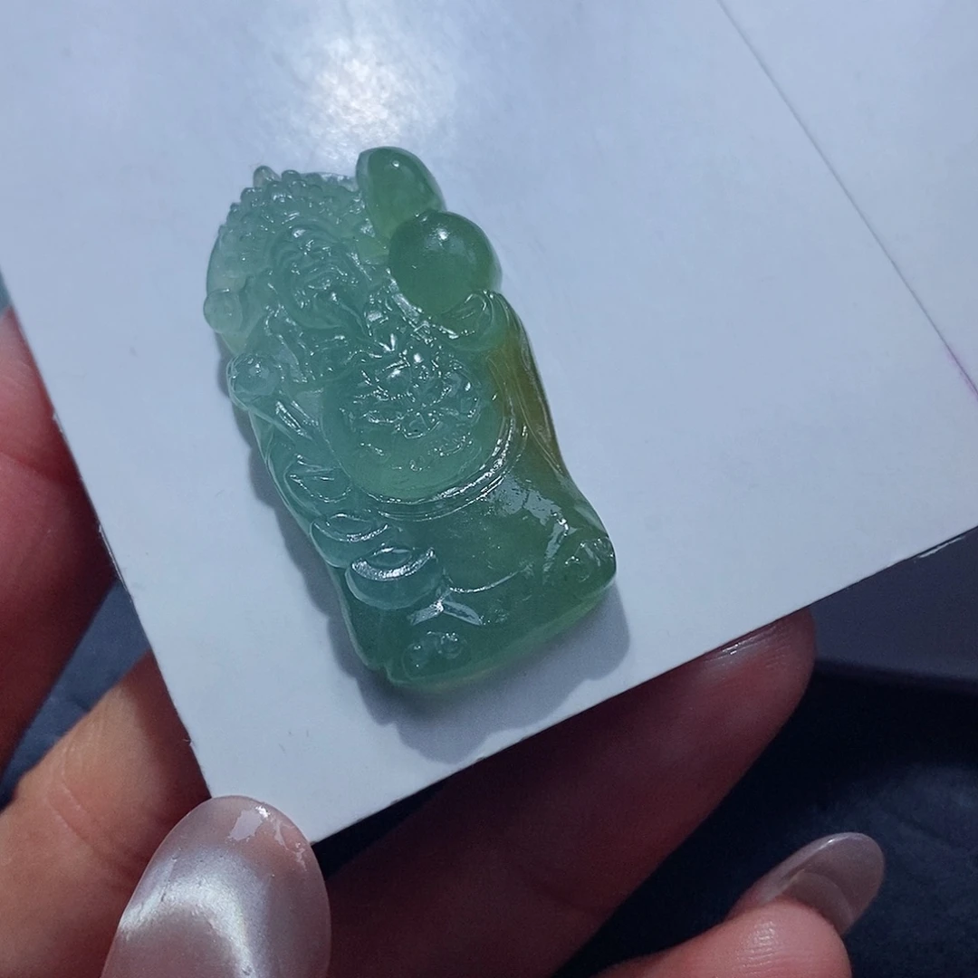 郑***哥定制翡翠未镶嵌翡翠