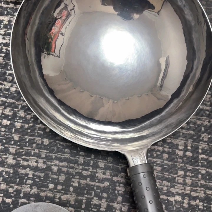 萱***爸熟铁手工锻打铁锅32预定