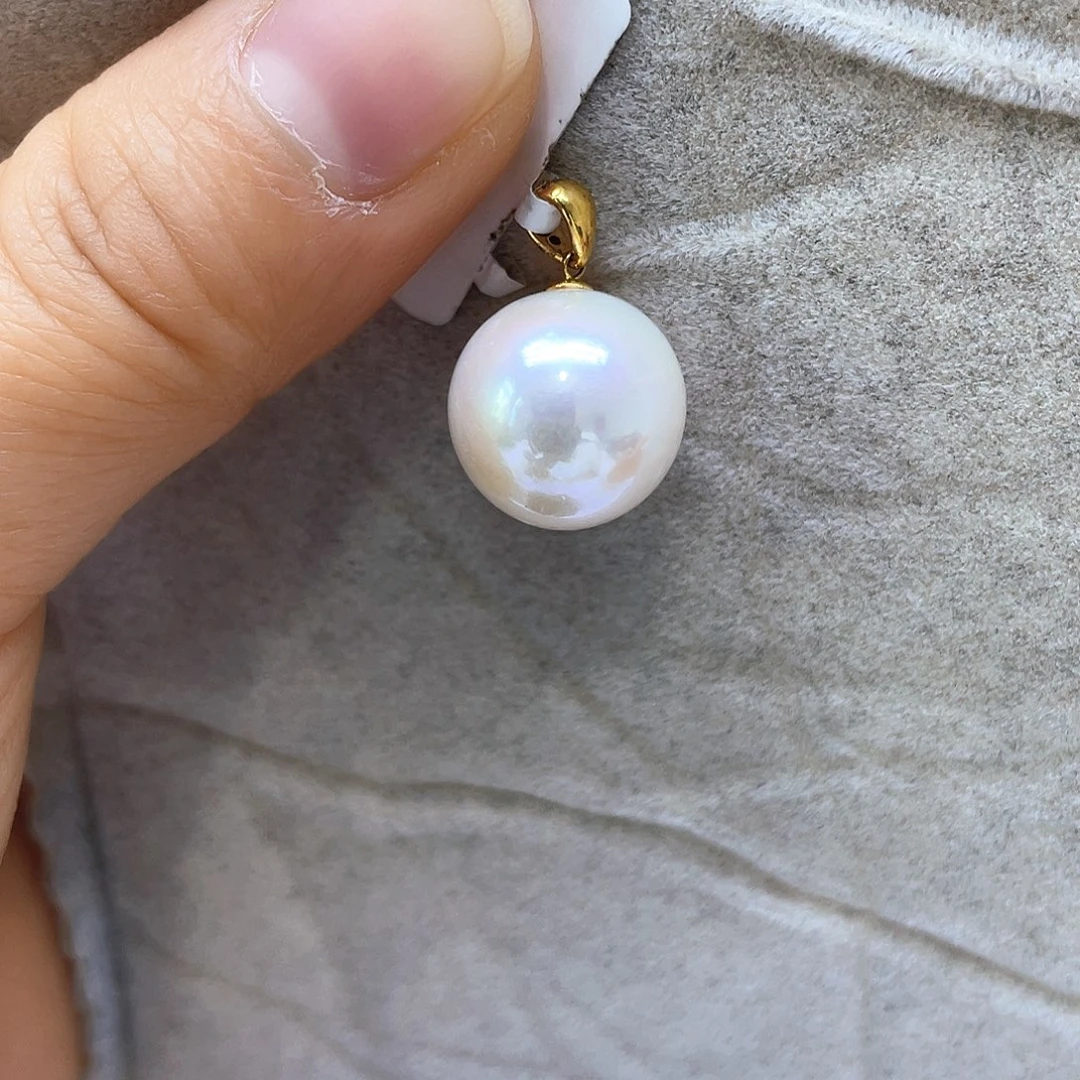 淡水珍珠颈饰18K金镶嵌