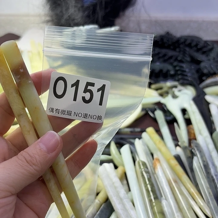 淘***妈蛇纹石玉合金发饰