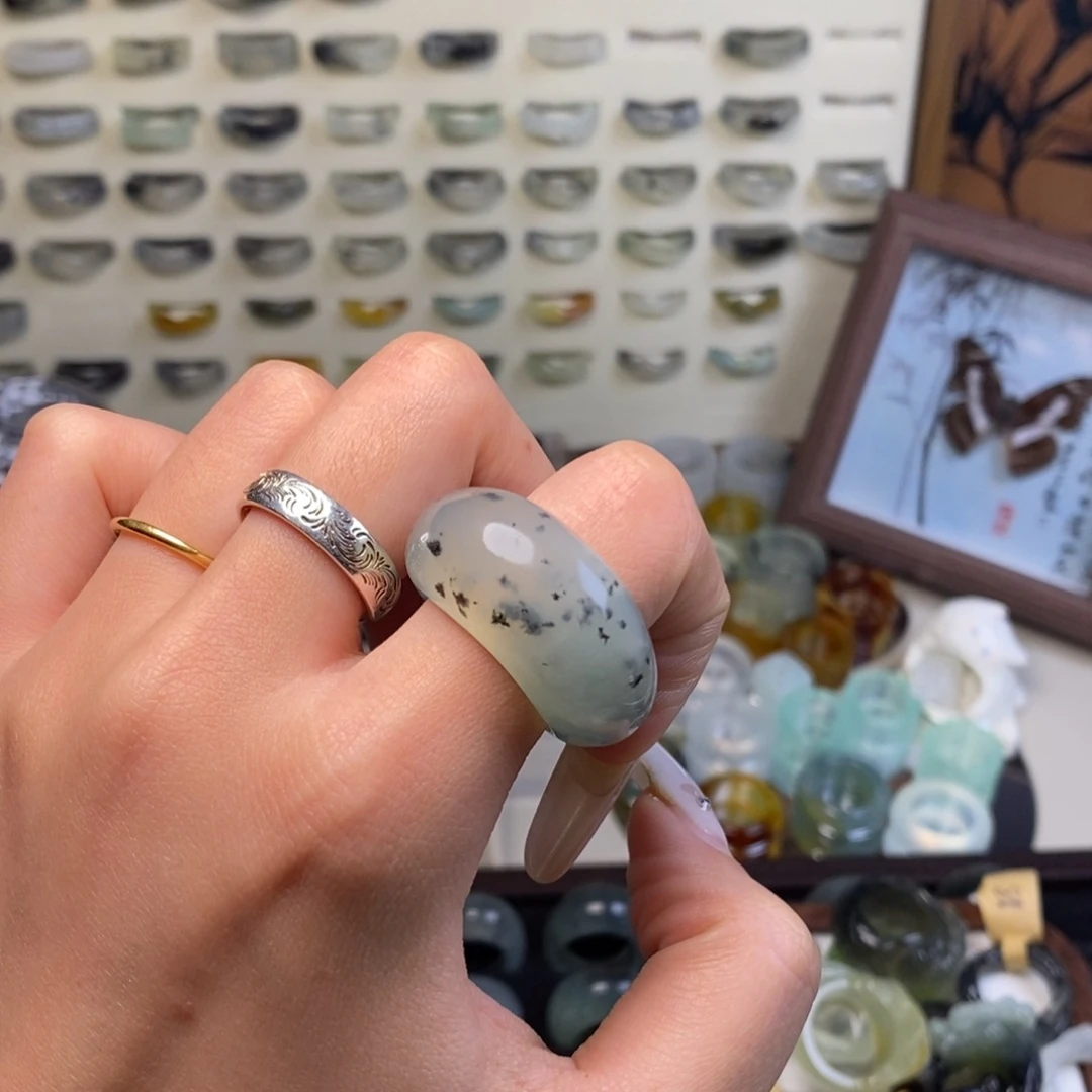 蛇纹石玉未镶嵌戒指鹅头内径19.5港码21