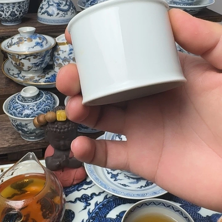 港***勇小小明堂白胎盖置