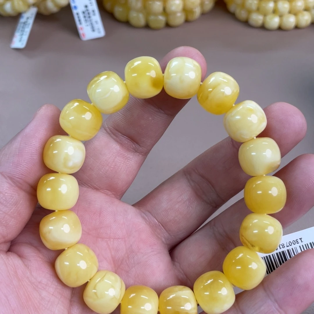 琥珀裸石未镶嵌04600000000