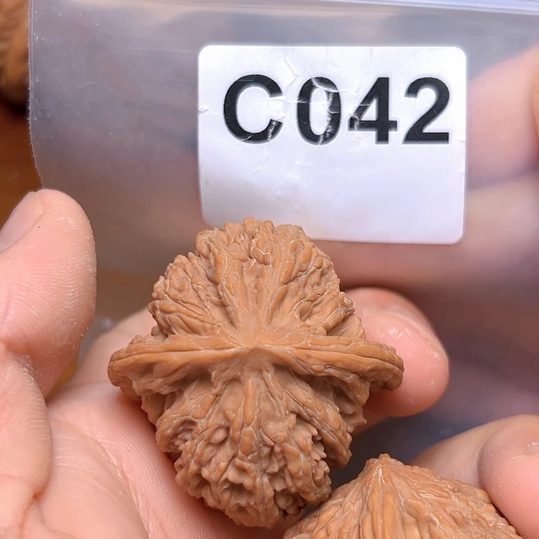 文玩核桃吊坠41密纹