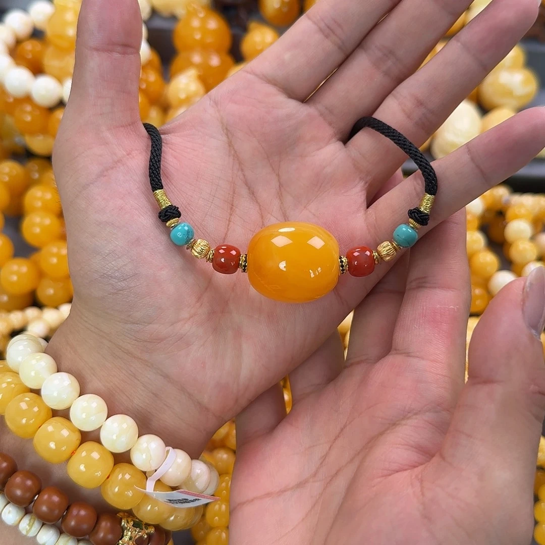 蜜蜡未镶嵌珠宝奇石