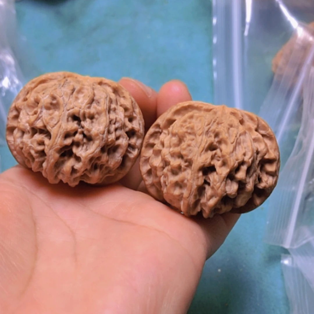 【闪购商品】核桃摆件43苹果有修