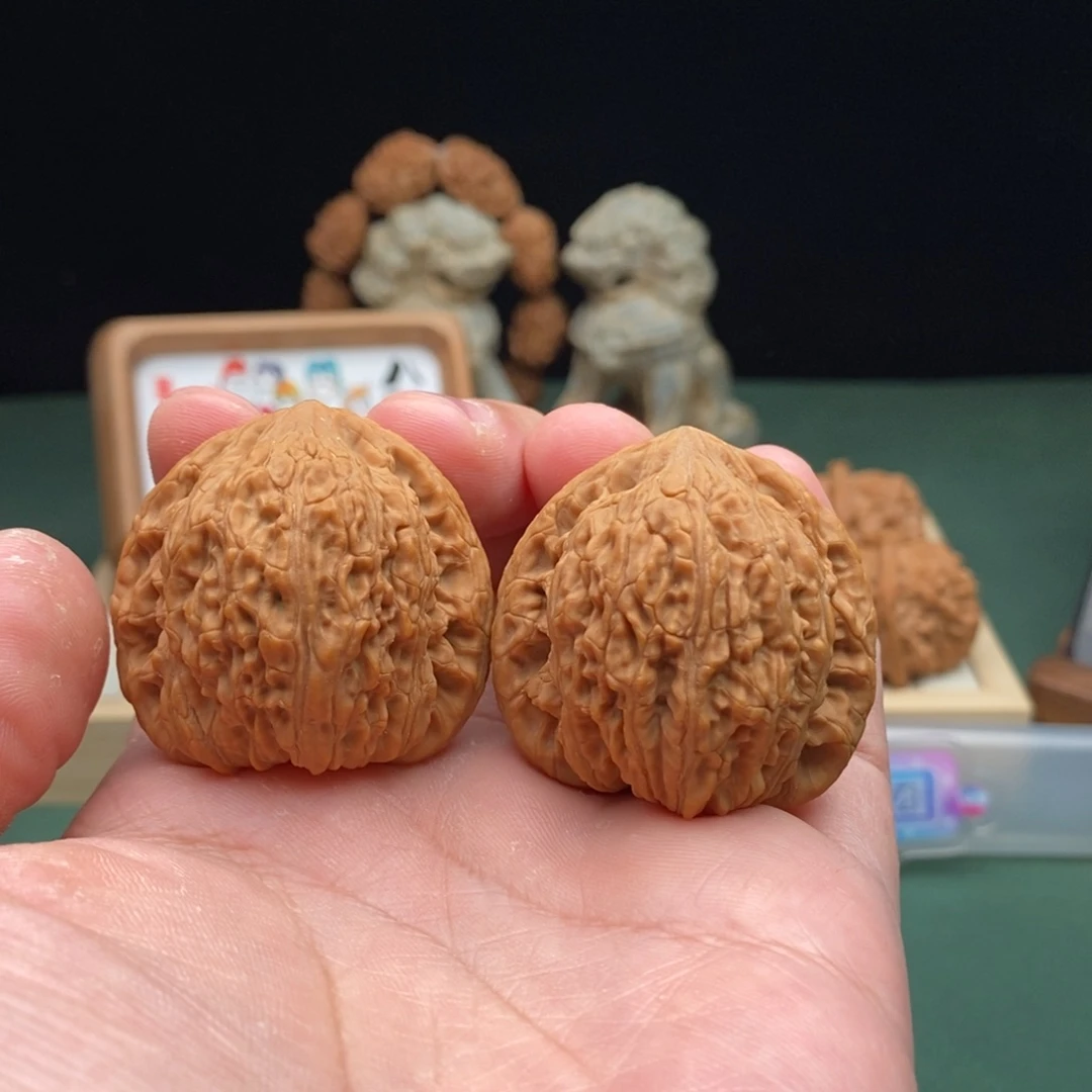 文玩核桃把件39+全品无药绣球