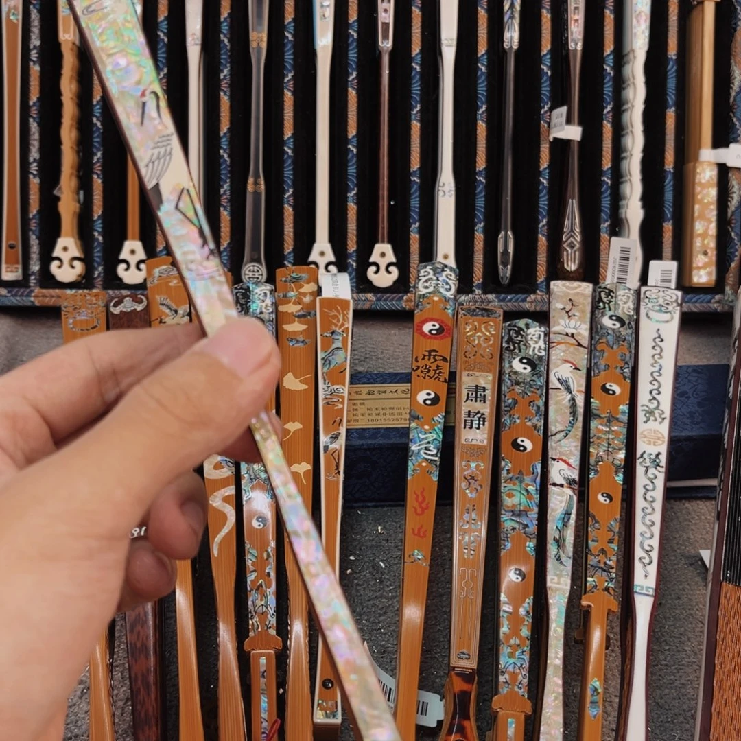 少***。扇子纯手工制作工艺