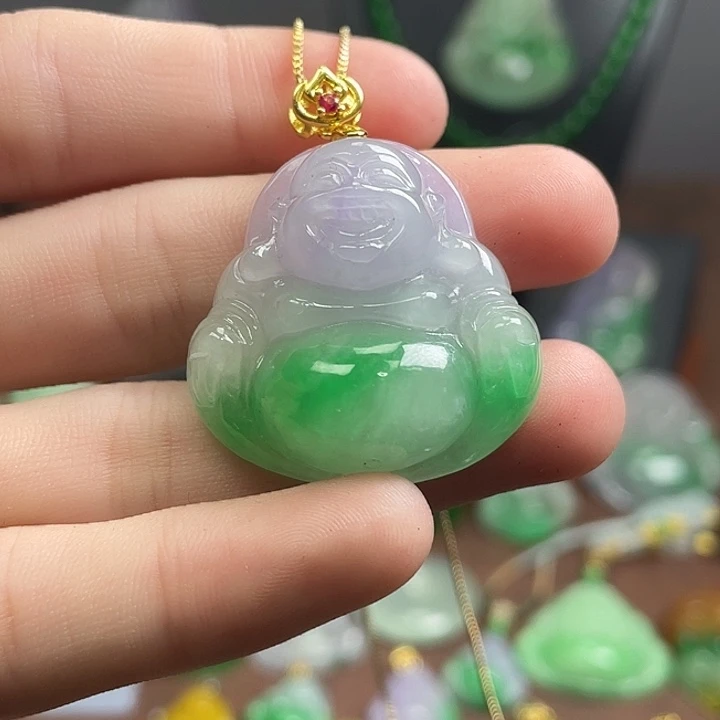 翡翠未镶嵌吊坠(赠链)