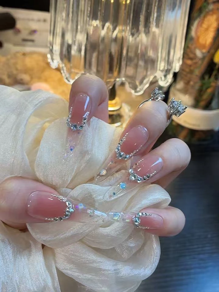 夏日泡泡糖-东洲法式设计款-春夏显白手工美甲贴片高级感