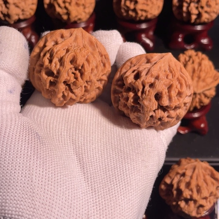 文玩核桃吊坠42官帽