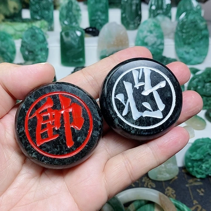 未镶嵌独山玉颈饰
