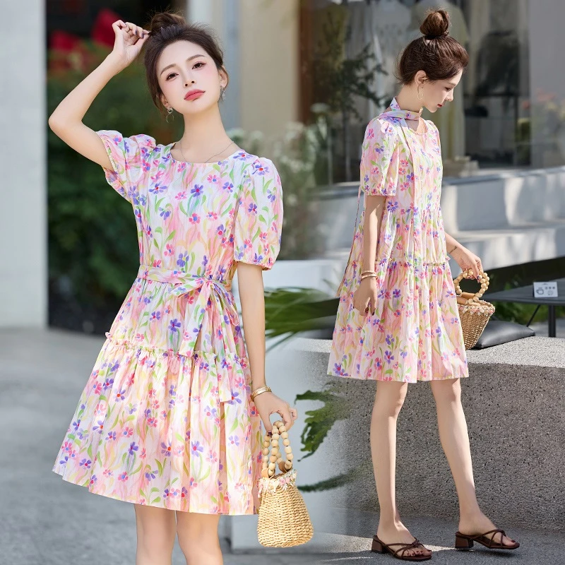 法式碎花连衣裙女夏季高级感复古油画风收腰遮肚子显瘦短款字裙