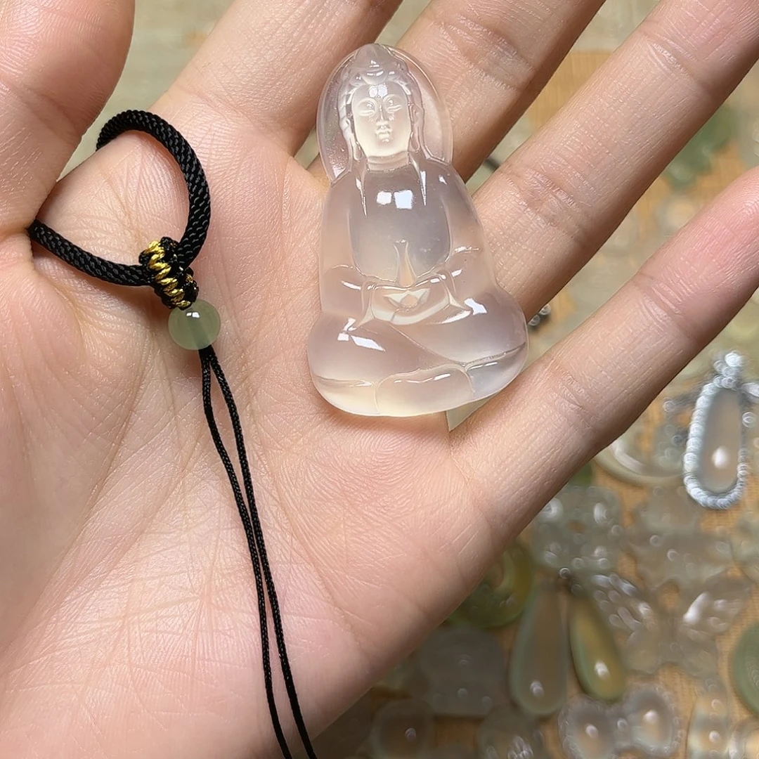 墨***芊岫玉未镶嵌颈饰吊坠