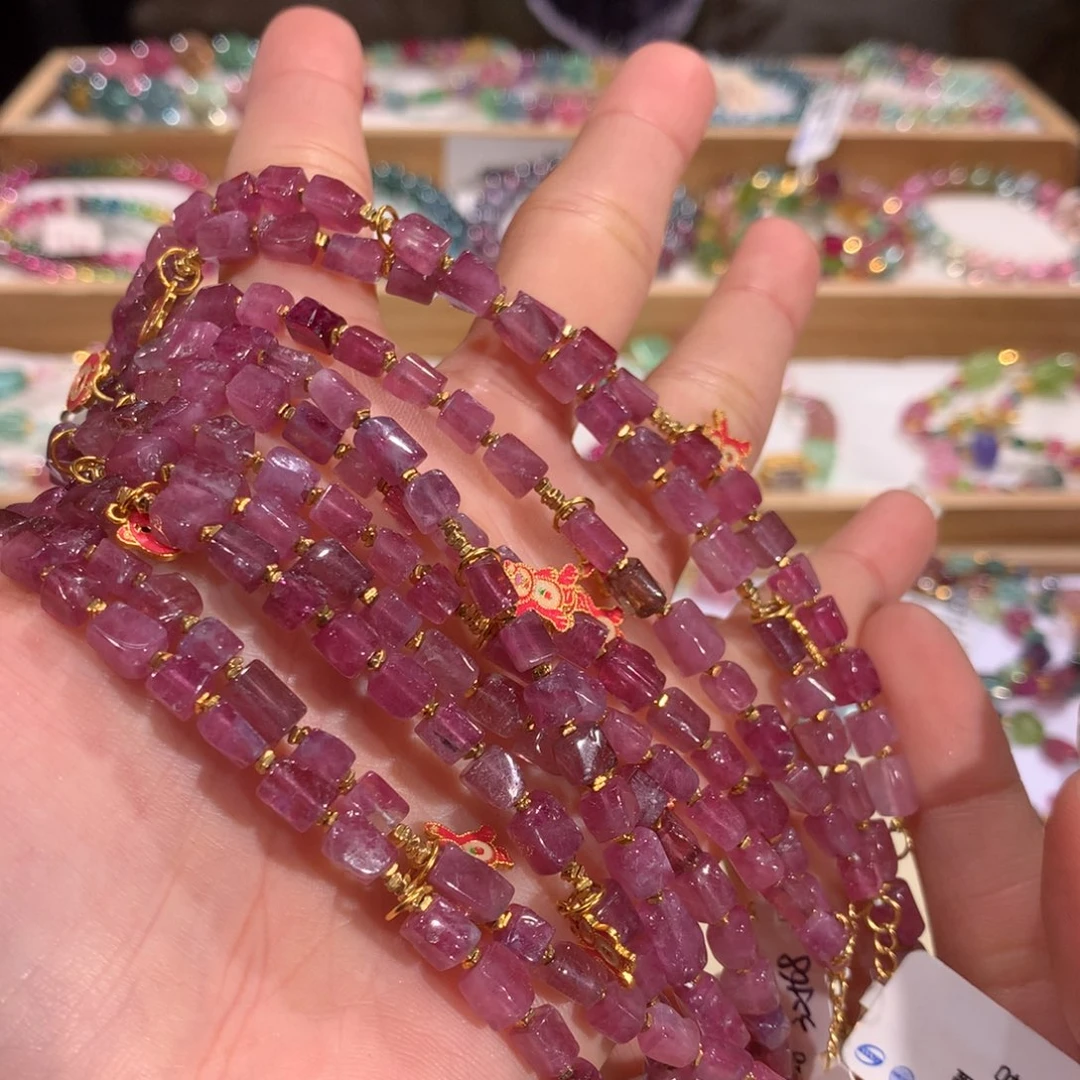 碧玺多样性发货一件未镶嵌