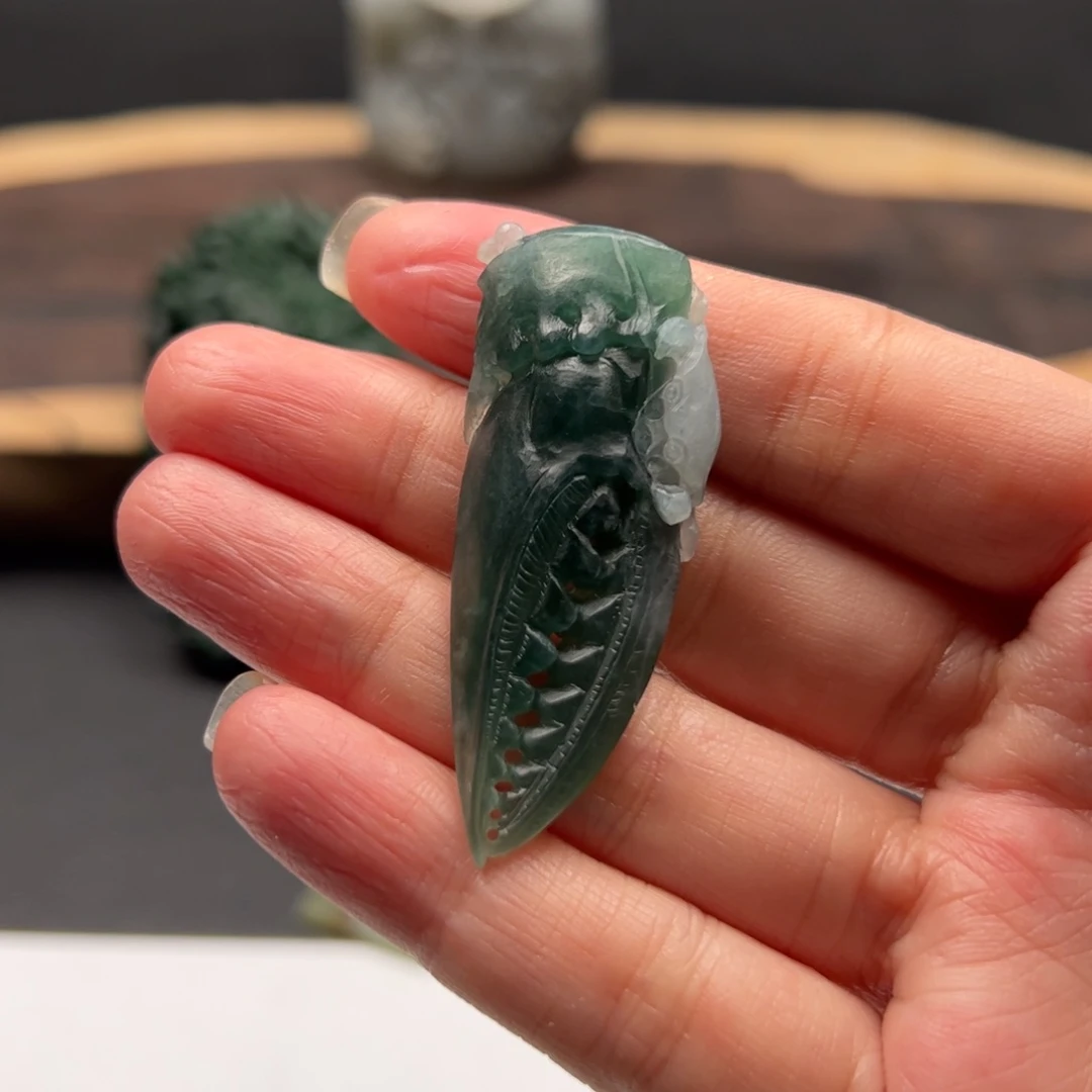 定制翡翠未镶嵌天***心