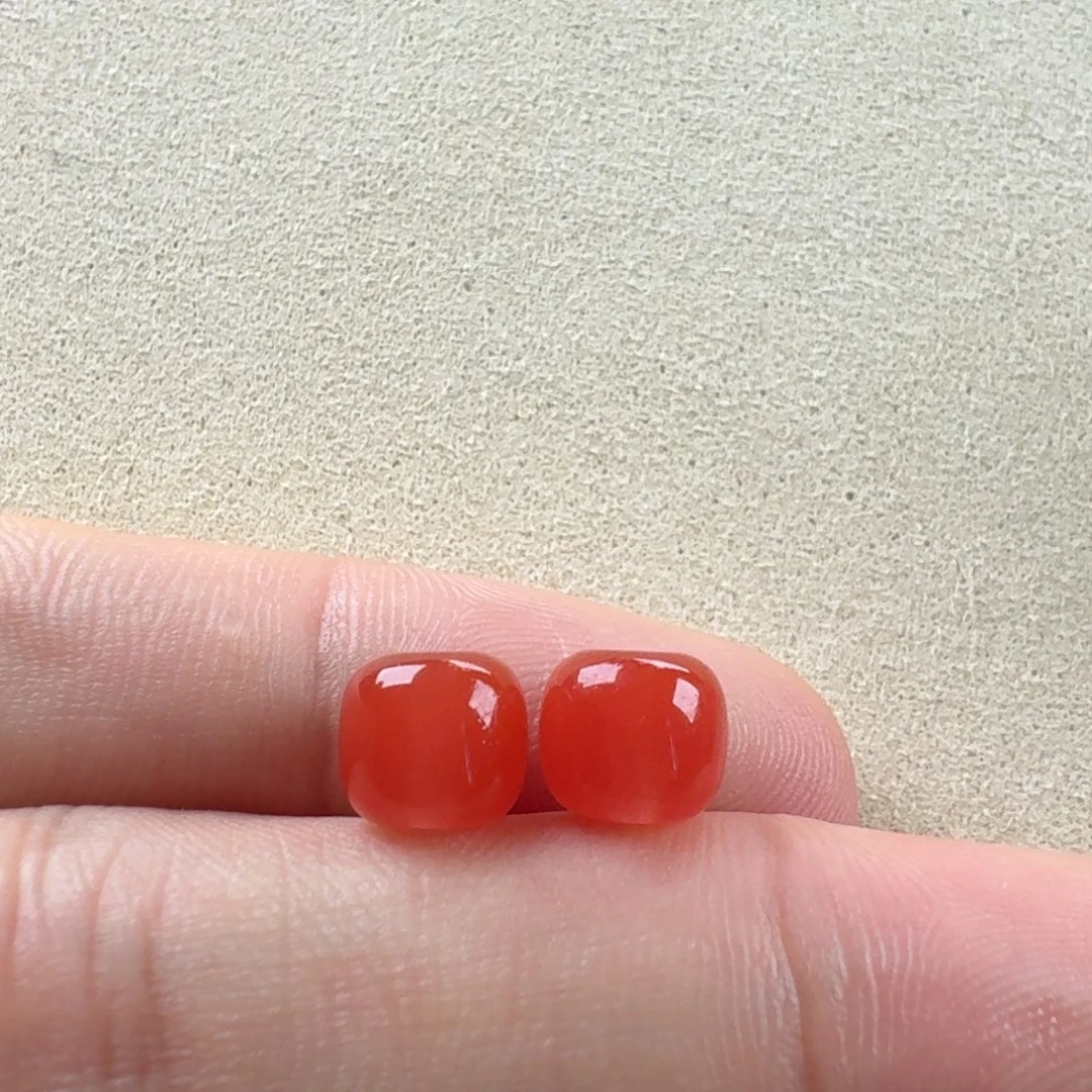 南红玛瑙未镶嵌老型对珠7.8*6.7/6.8