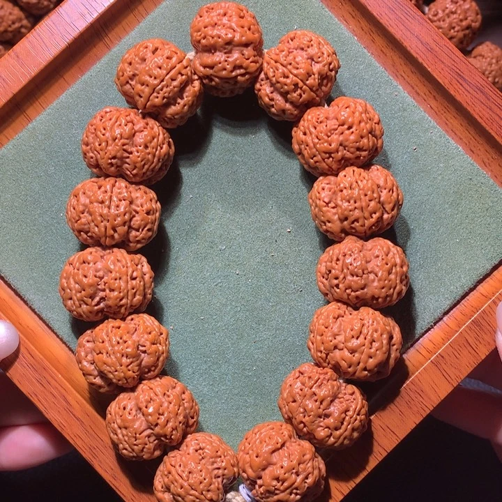 金刚菩提手串23+麒麟梅花