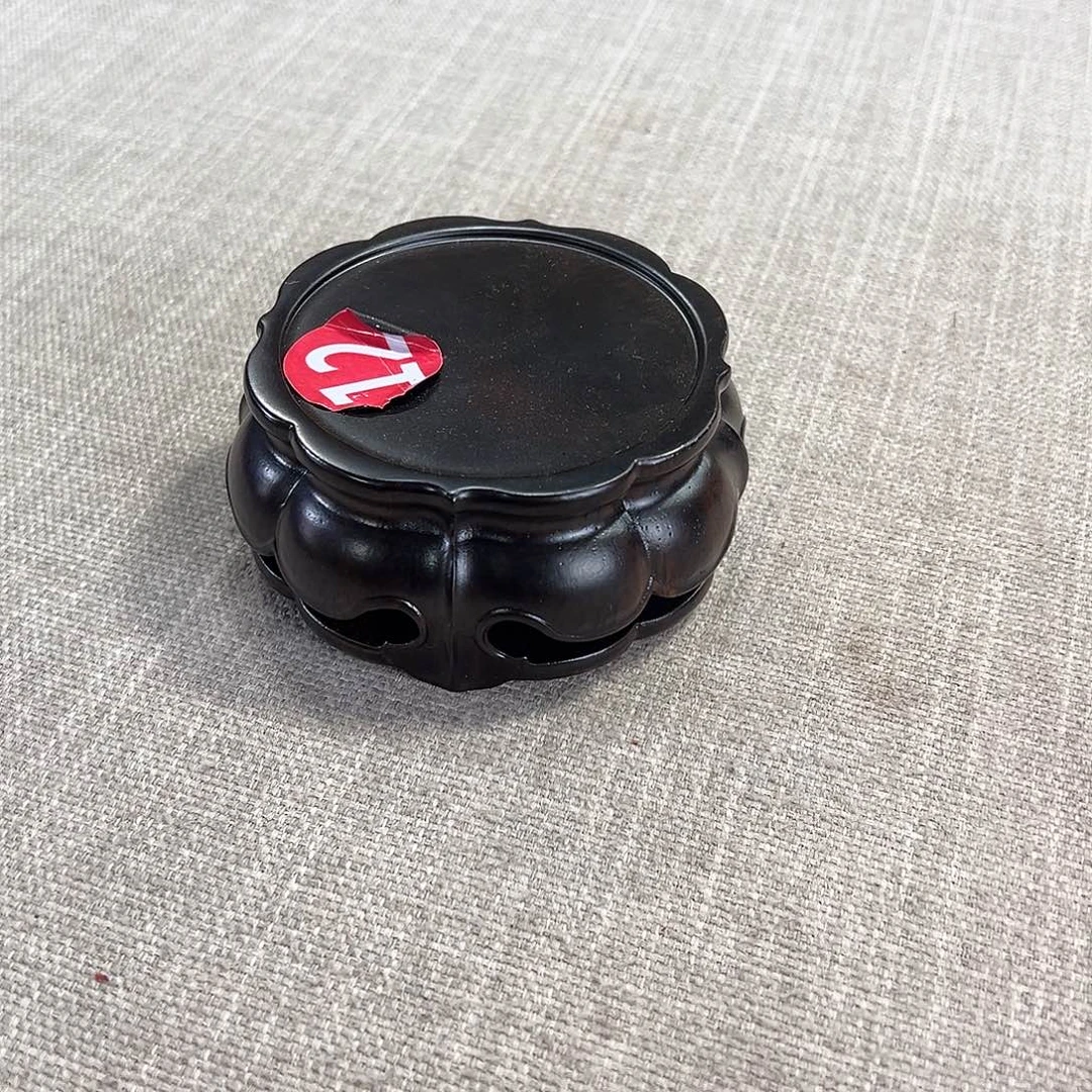 红木底座精雕工艺品