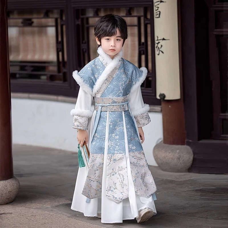 新疆包邮汉服男童冬款高端演出古装冬季加厚明制小男孩侠客唐装古