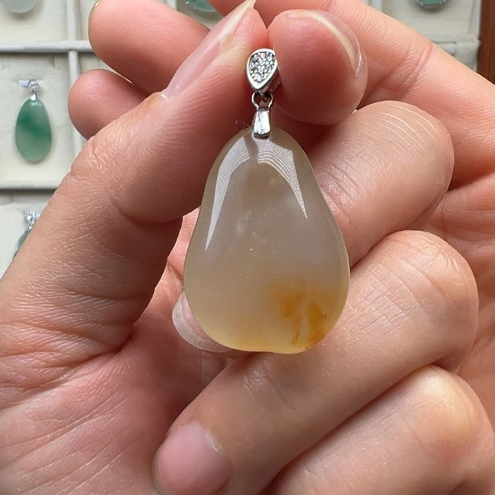 石英质玉银S925镀金镶嵌颈饰