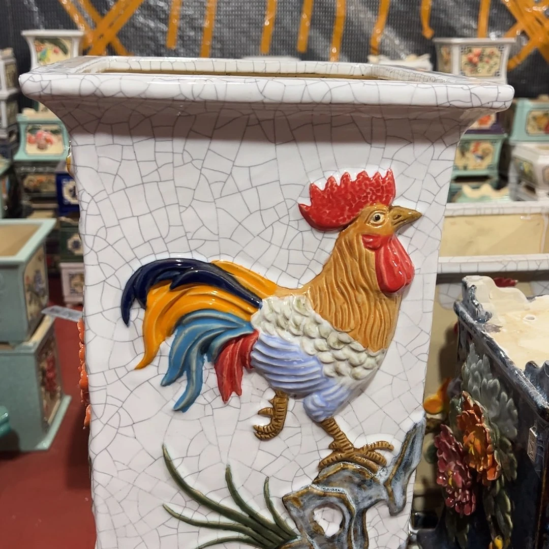 察***馆手工艺品琉璃石湾盆