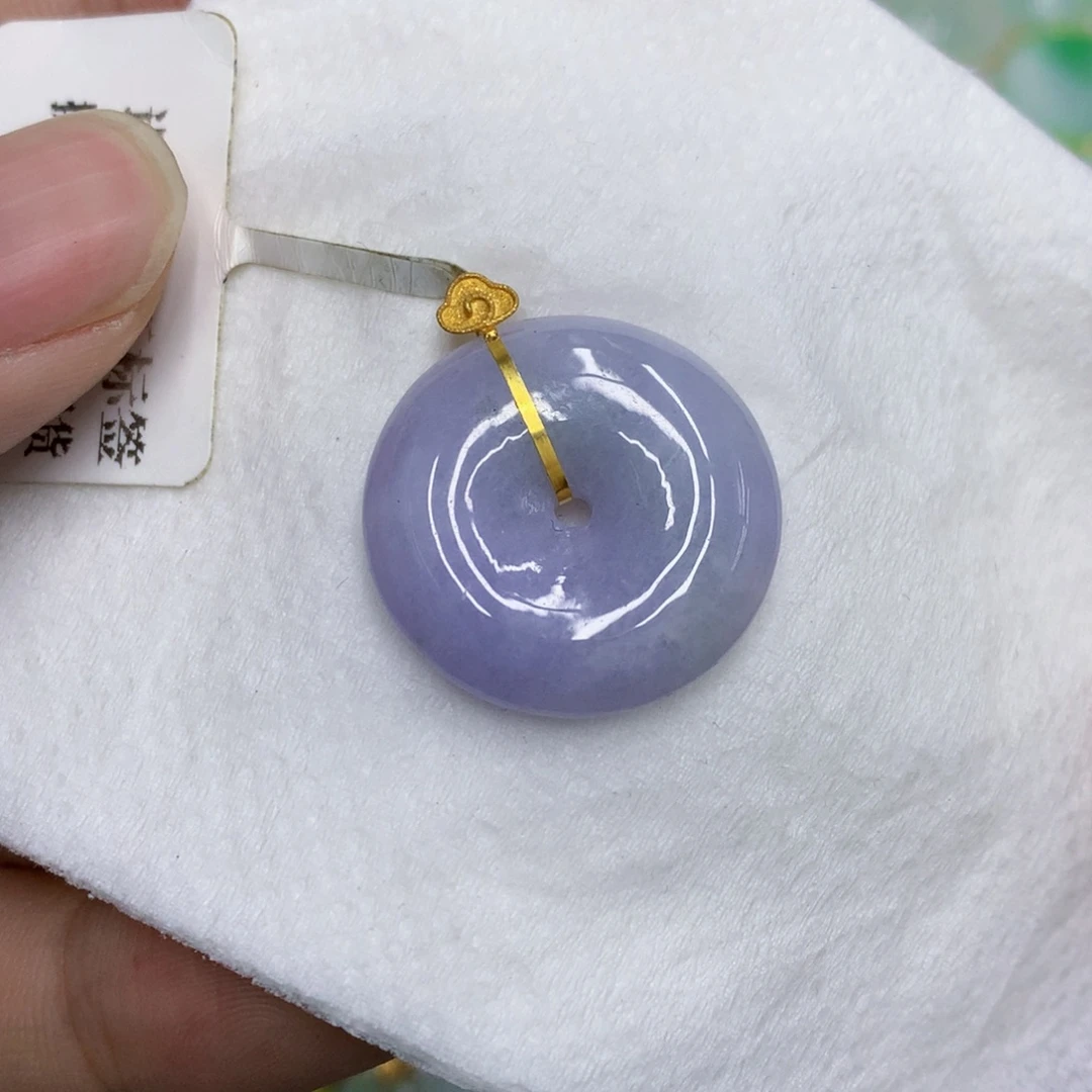 翡翠18K金镶嵌颈饰翡翠