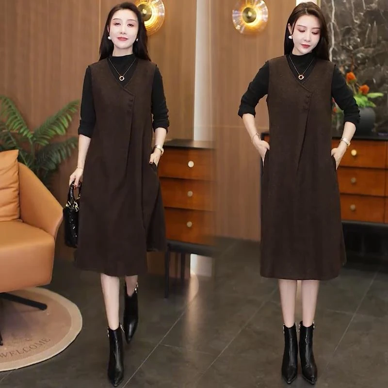 时尚连衣裙女今年秋冬新款洋气宽松显瘦百搭休闲中长款毛呢背心裙