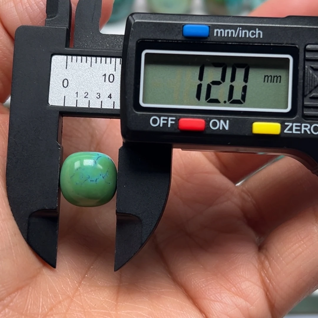 讲****绿松石未镶嵌珠宝奇石