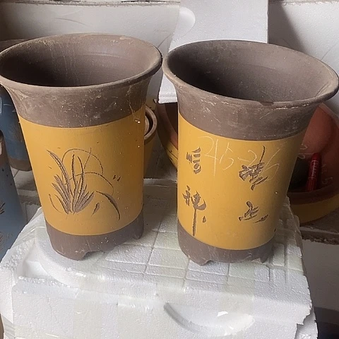 紫砂中国宜兴紫砂花盆，