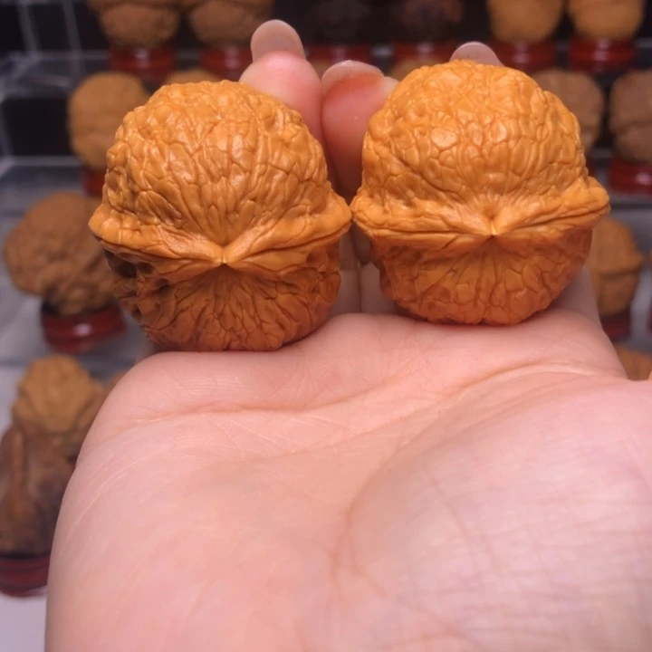 文玩核桃吊坠苍*苑3金丝绣球