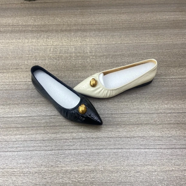 2025新款女鞋时尚休闲百搭尖头单鞋女鞋子透气皮鞋女鞋子1392