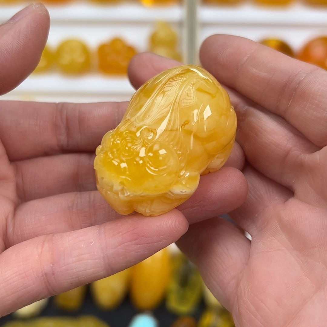 蜜蜡未镶嵌颈饰21克