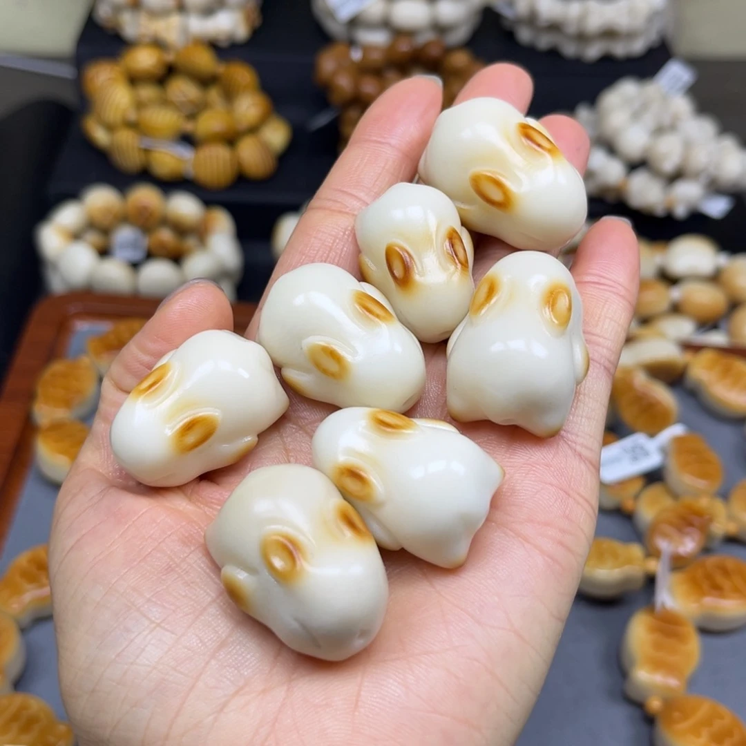 菩提根/象牙果吊坠3.7.20兔子