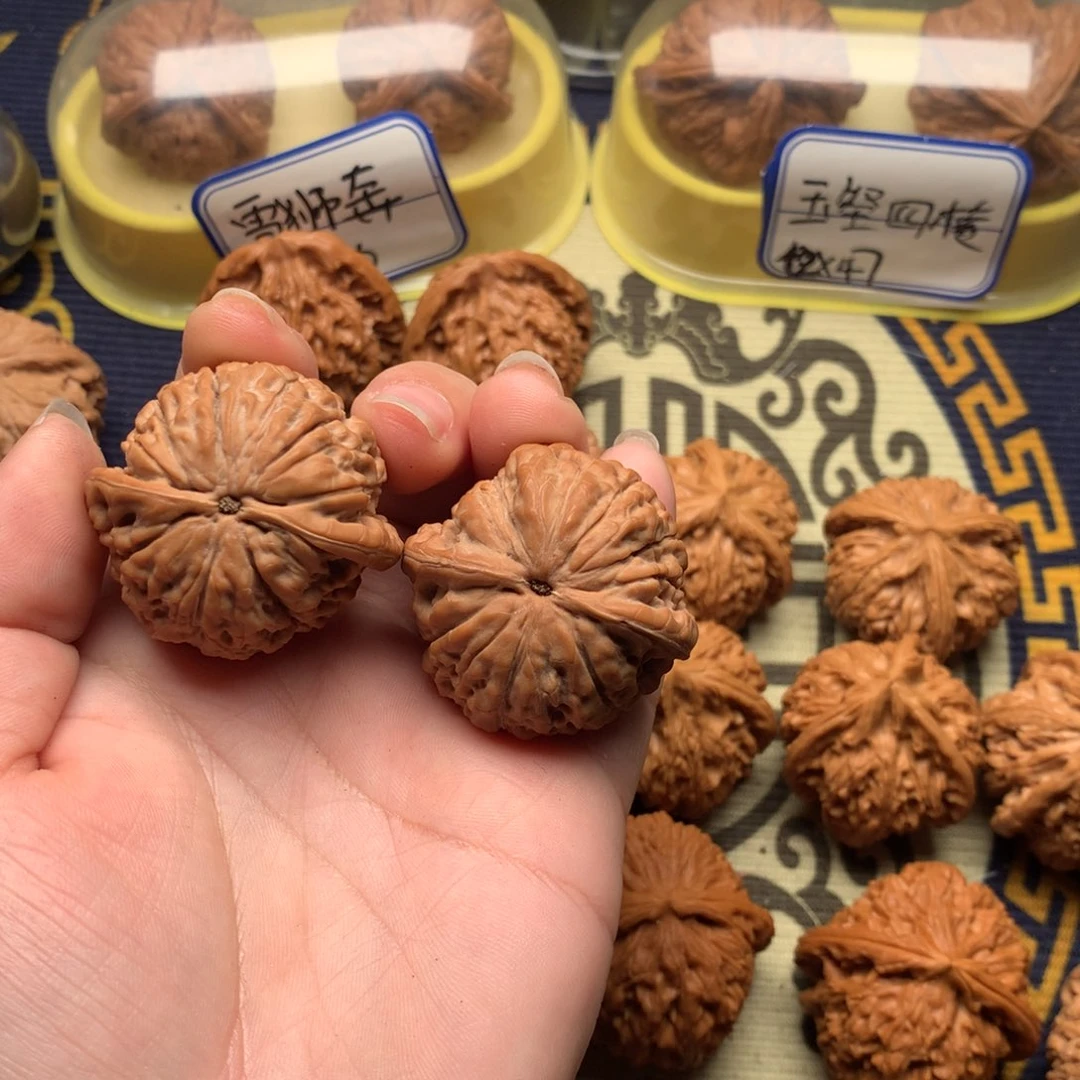文玩核桃吊坠w****r莲花37