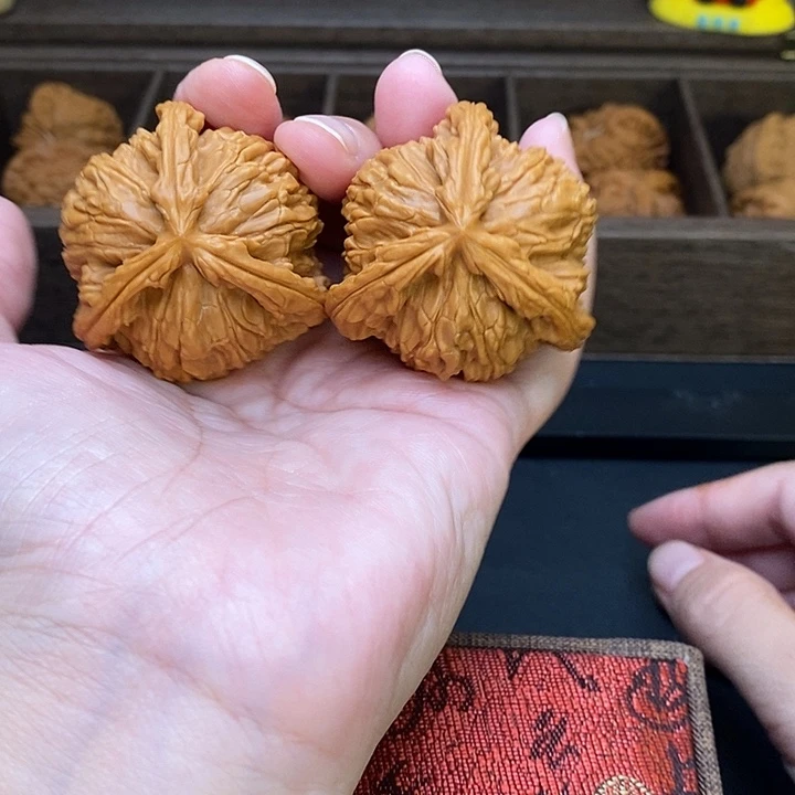 醉***思把件文玩核桃白奔