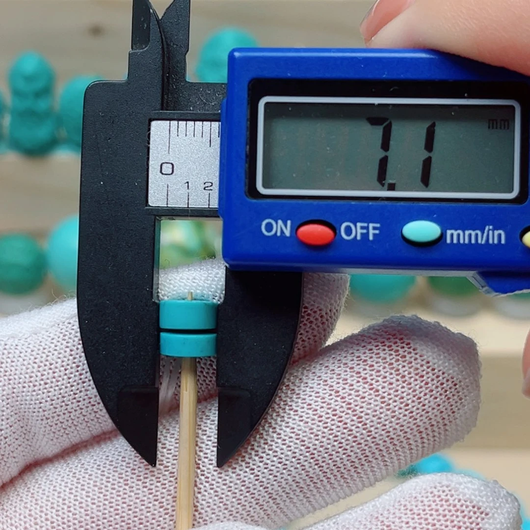 绿松石未镶嵌珠宝