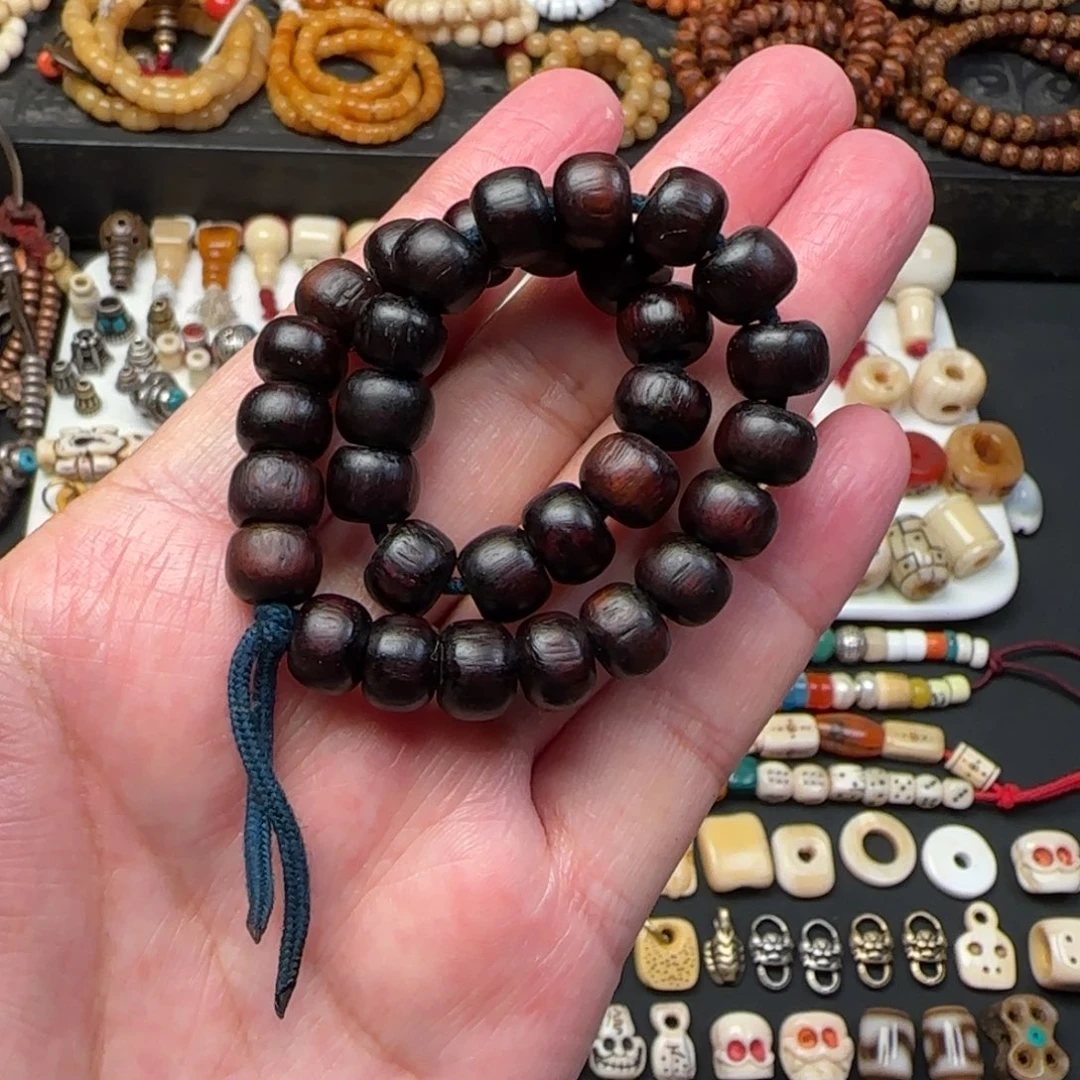 树脂制品老紫檀手串0.9