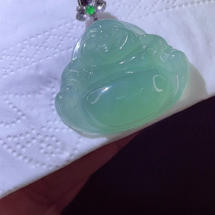 颈饰18K金镶嵌翡翠翡翠
