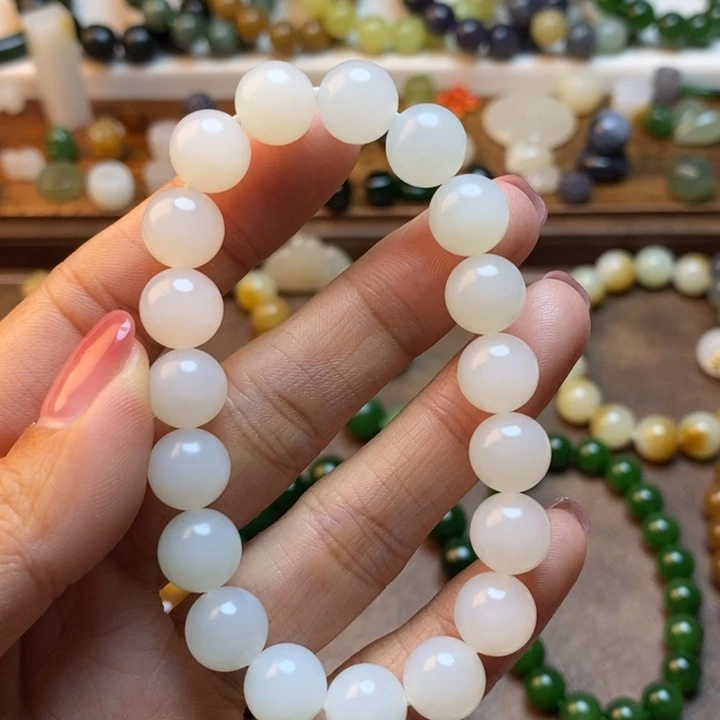 和田玉未镶嵌手链