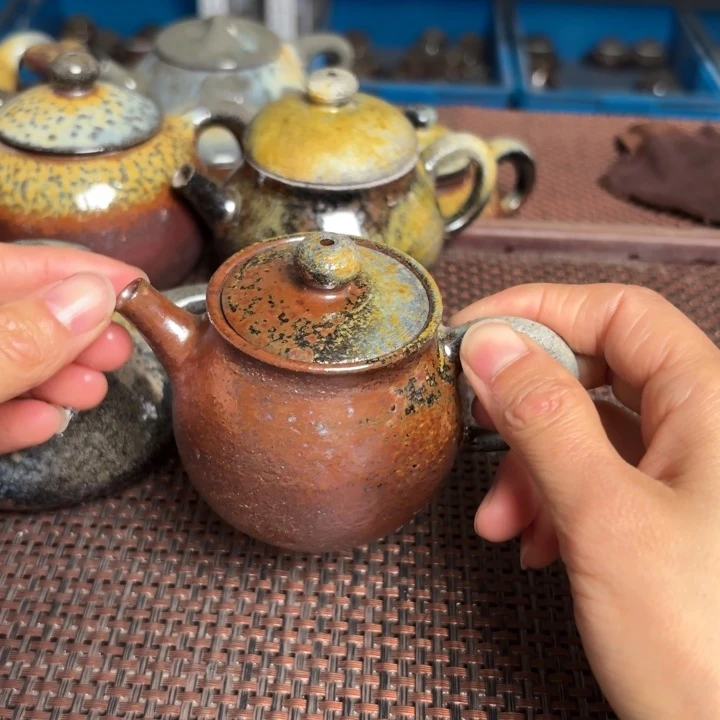 茶杯紫砂宽盖手持140 c