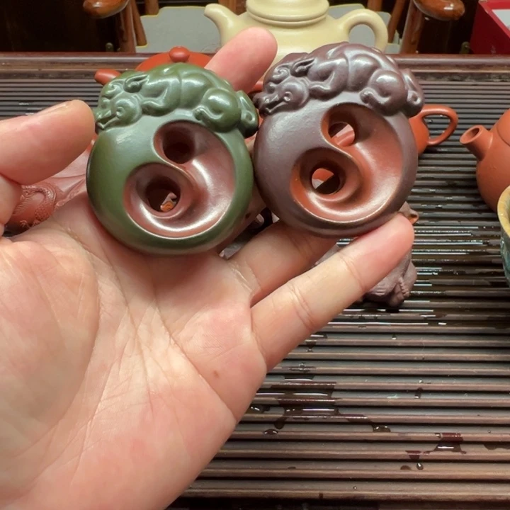 紫砂茶壶茶宠手把件，紫泥绿泥单个