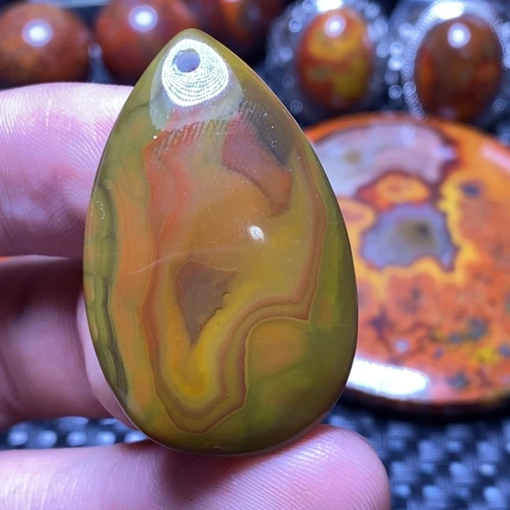 玛瑙/玉髓颈饰未镶嵌岁**恙