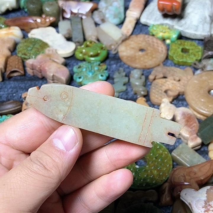 和田玉未镶嵌颈饰91