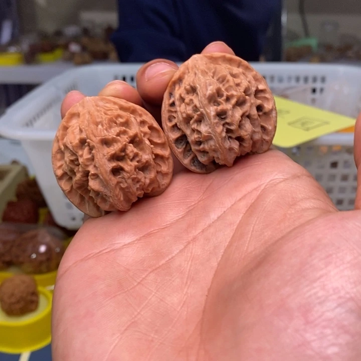 文玩核桃吊坠文玩核桃全品原装苹果42