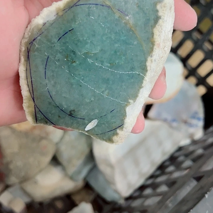 翡翠未镶嵌颈饰1***小纯天然缅甸翡翠
