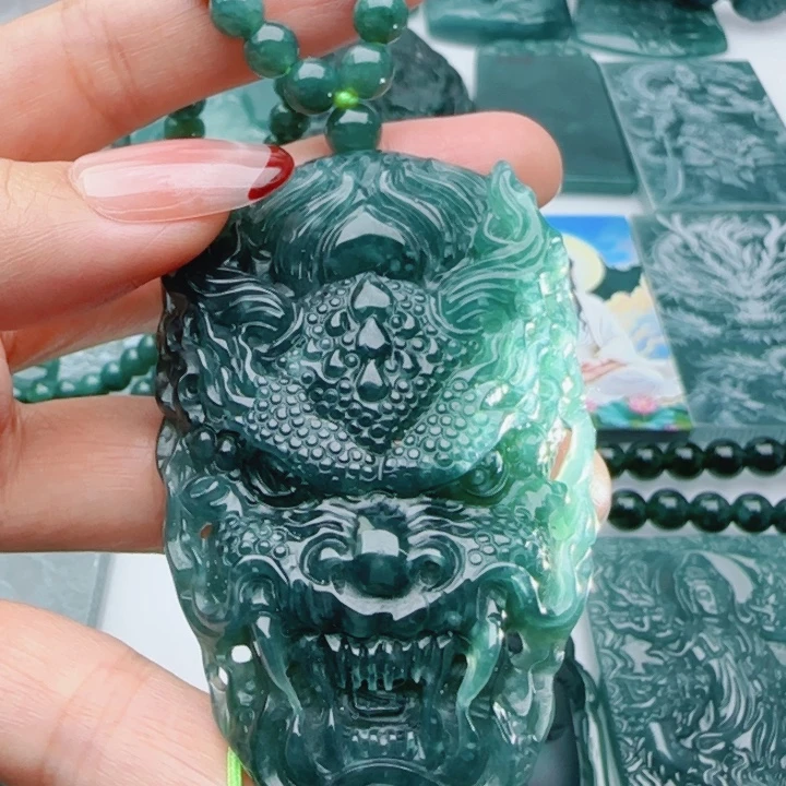 翡翠未镶嵌颈饰多样性发货天然A货翡翠