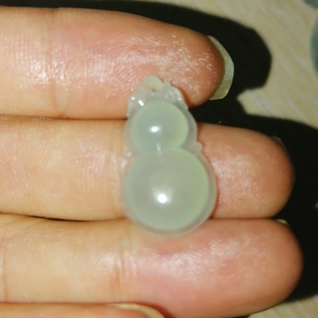 天然缅甸翡翠a货葫芦